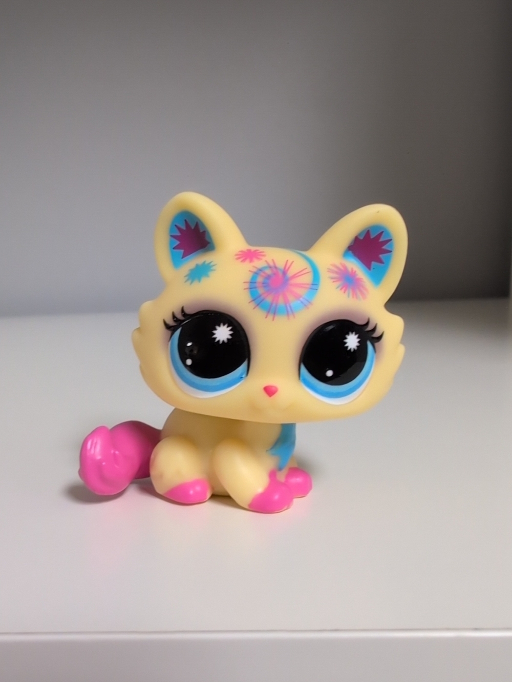 Authentic Littlest Pet Shop G7 #263 Crouching Cat Collectible Figure LPS